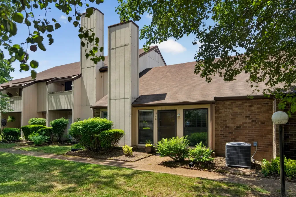 946 Old Fountain Court Hermitage TN 37076