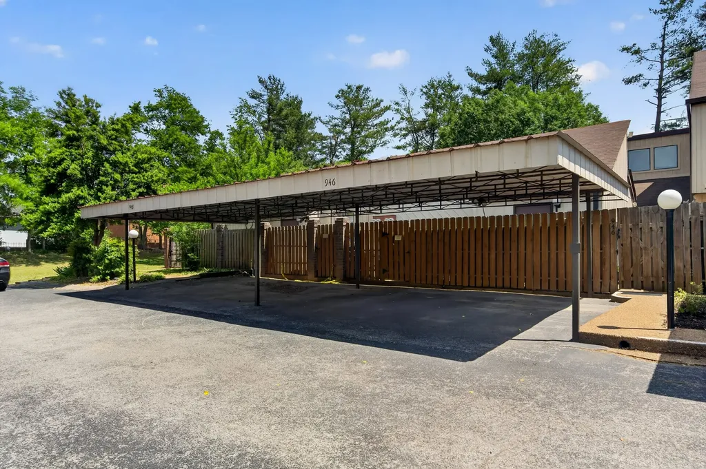 946 Old Fountain Court Hermitage TN 37076