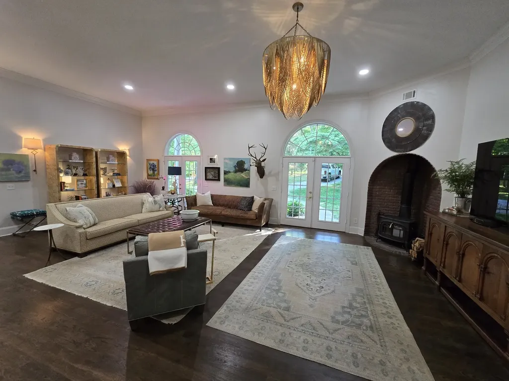 6045 Carter Lane Franklin TN 37064