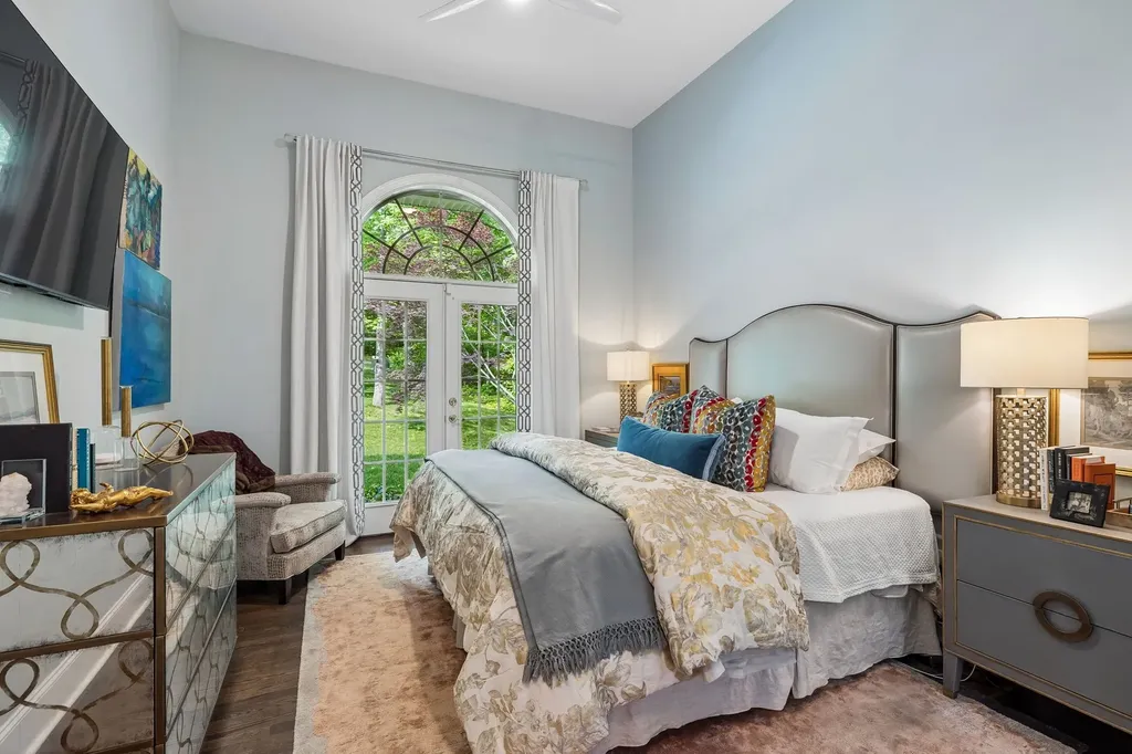 6045 Carter Lane Franklin TN 37064