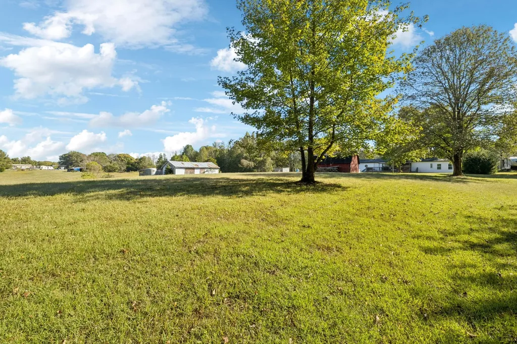 1740 Hazelwood Drive Ashland City TN 37015
