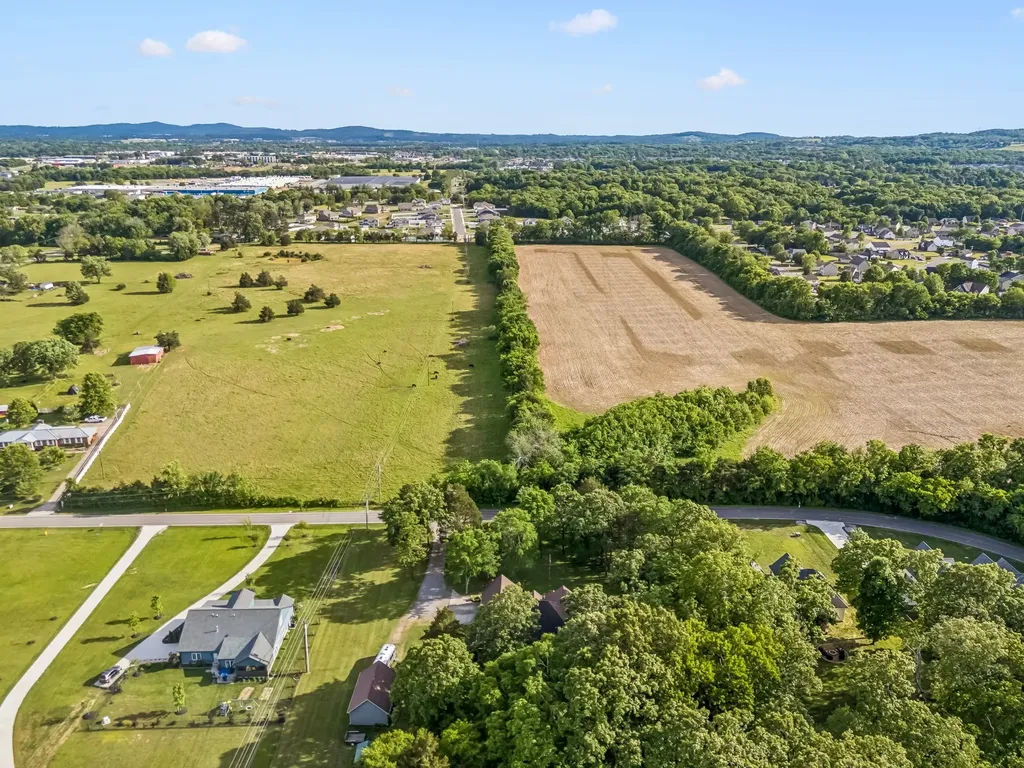 463 Carver Lane Lebanon TN 37087