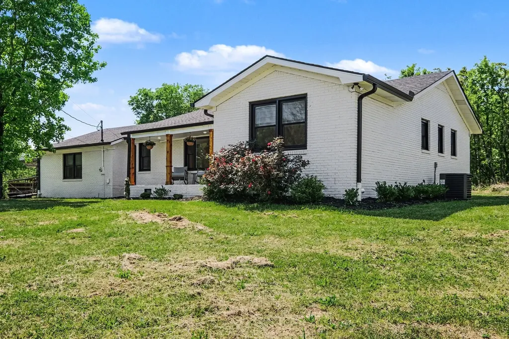4687 Leanna Road Murfreesboro TN 37129