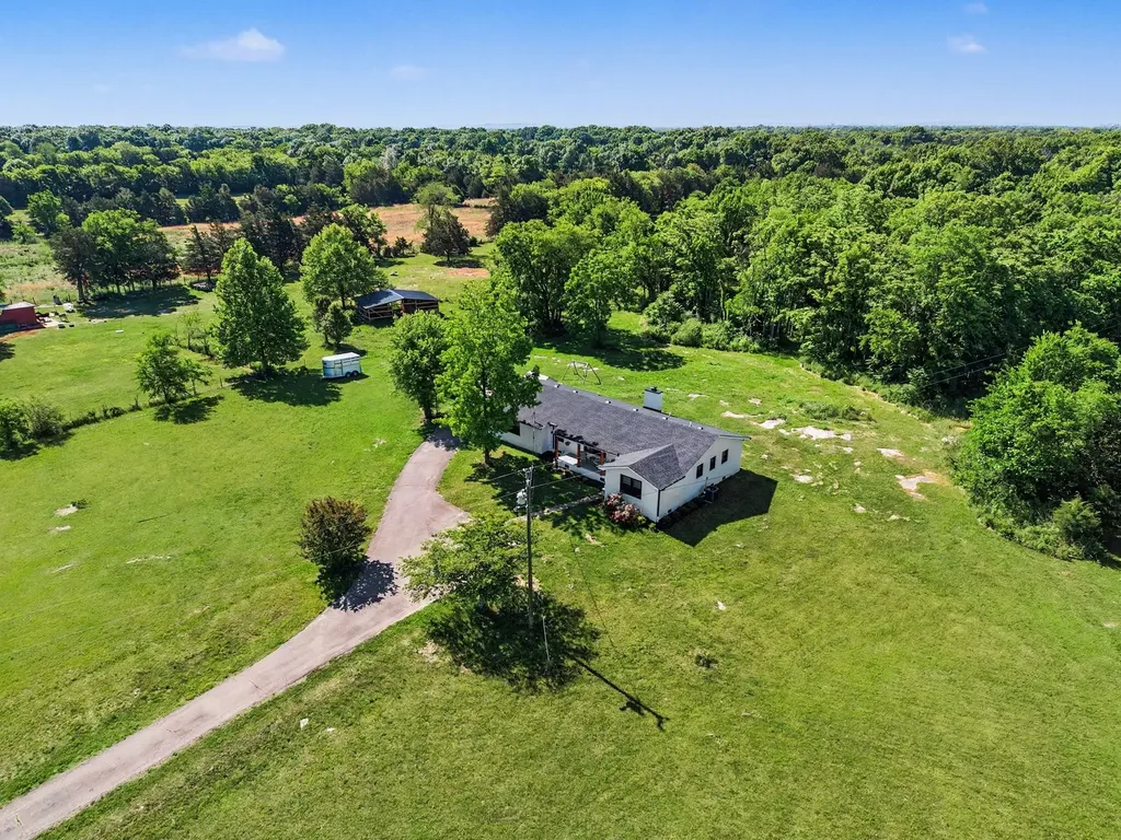 4687 Leanna Road Murfreesboro TN 37129