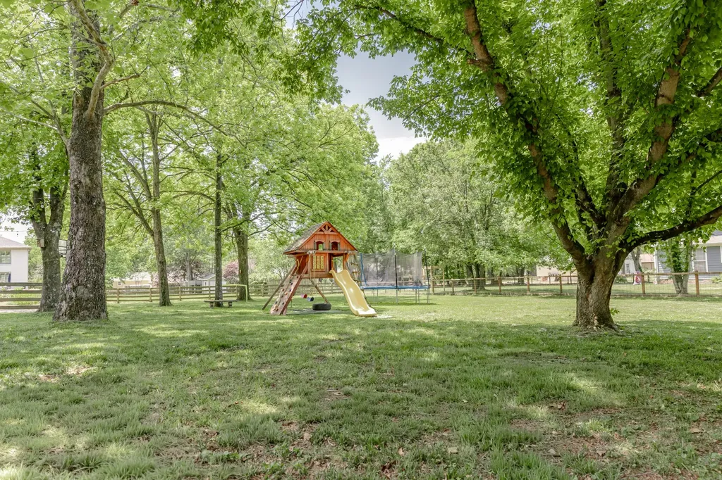 2509 Hillsboro Road Franklin TN 37069