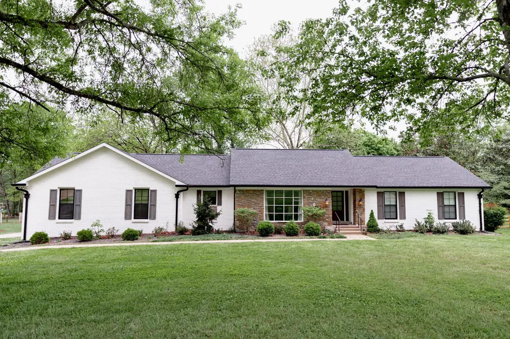 2509 Hillsboro Road Franklin TN 37069