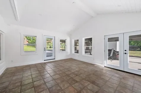 608 Vinson Drive Nashville TN 37217