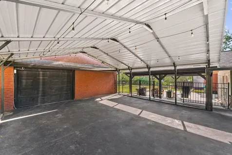 608 Vinson Drive Nashville TN 37217