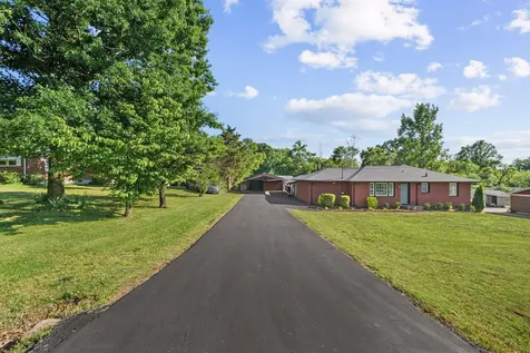 608 Vinson Drive Nashville TN 37217