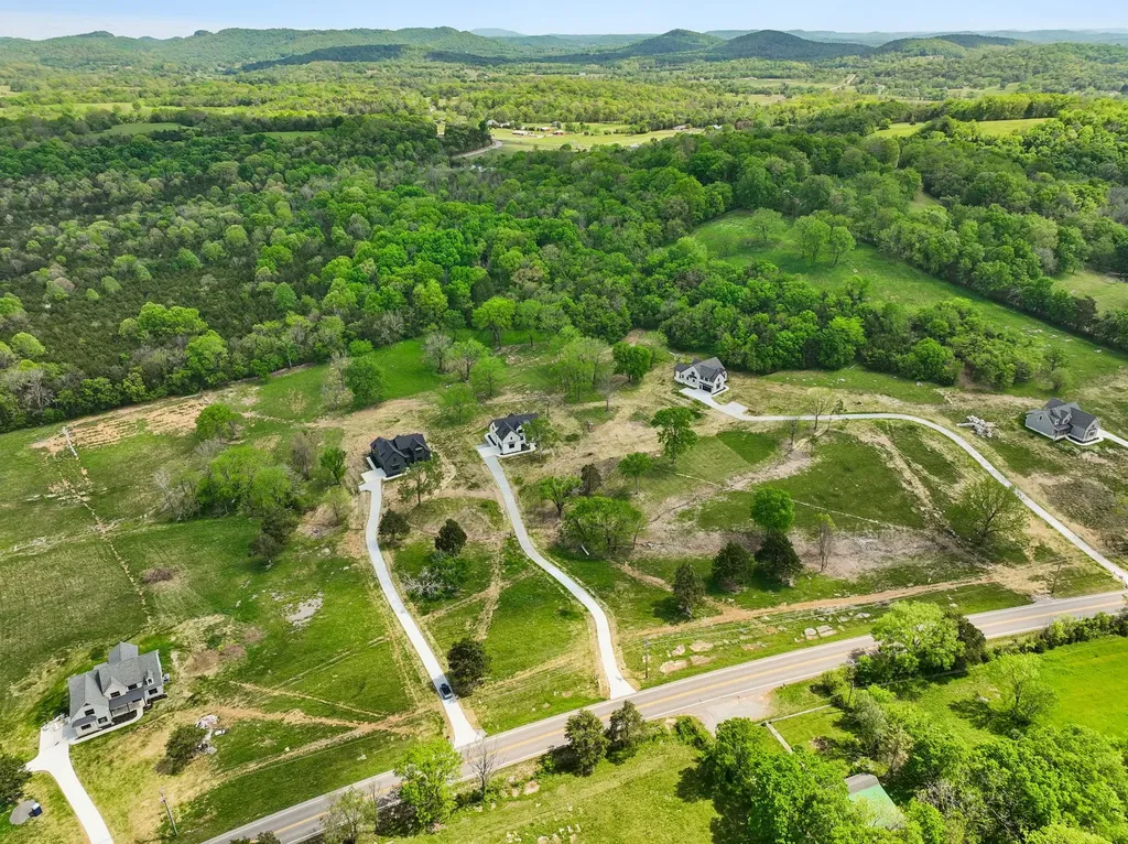 13655 Cainsville Road Lebanon TN 37090
