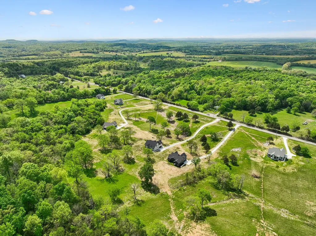 13655 Cainsville Road Lebanon TN 37090