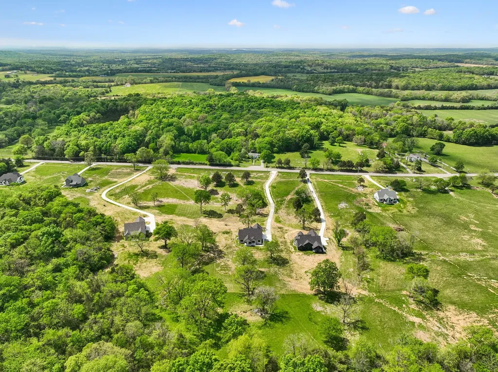 13655 Cainsville Road Lebanon TN 37090