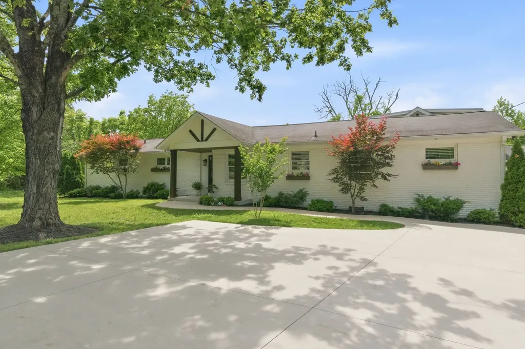 1225 Davidson Road Nashville TN 37205