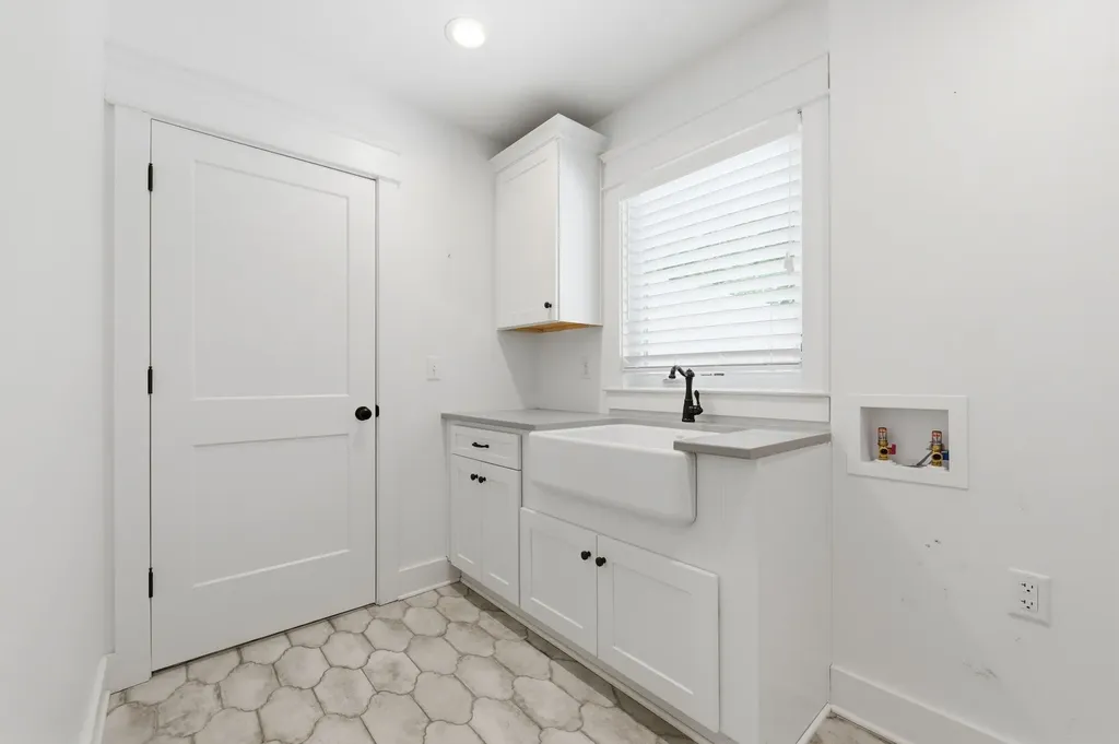 1225 Davidson Road Nashville TN 37205