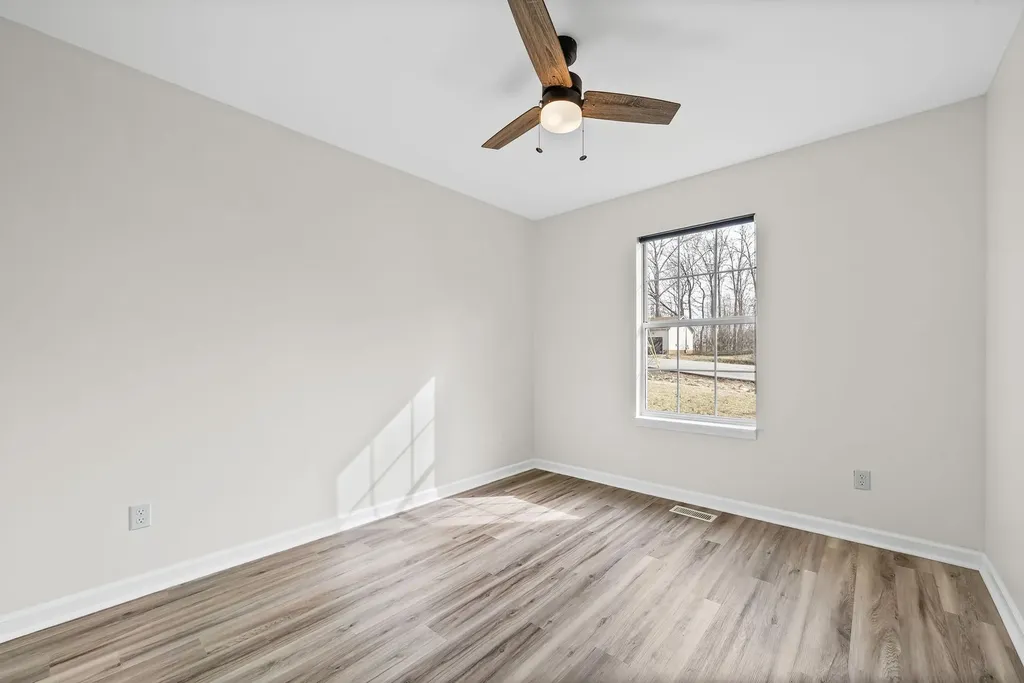 1315 Hand Drive Clarksville TN 37042