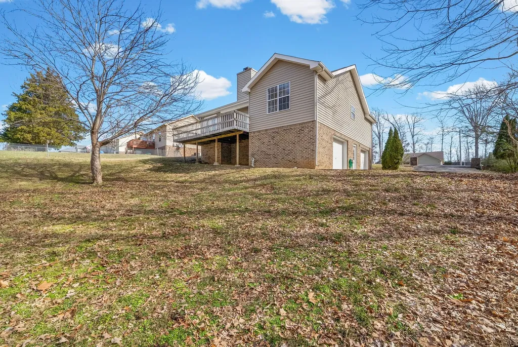 1315 Hand Drive Clarksville TN 37042
