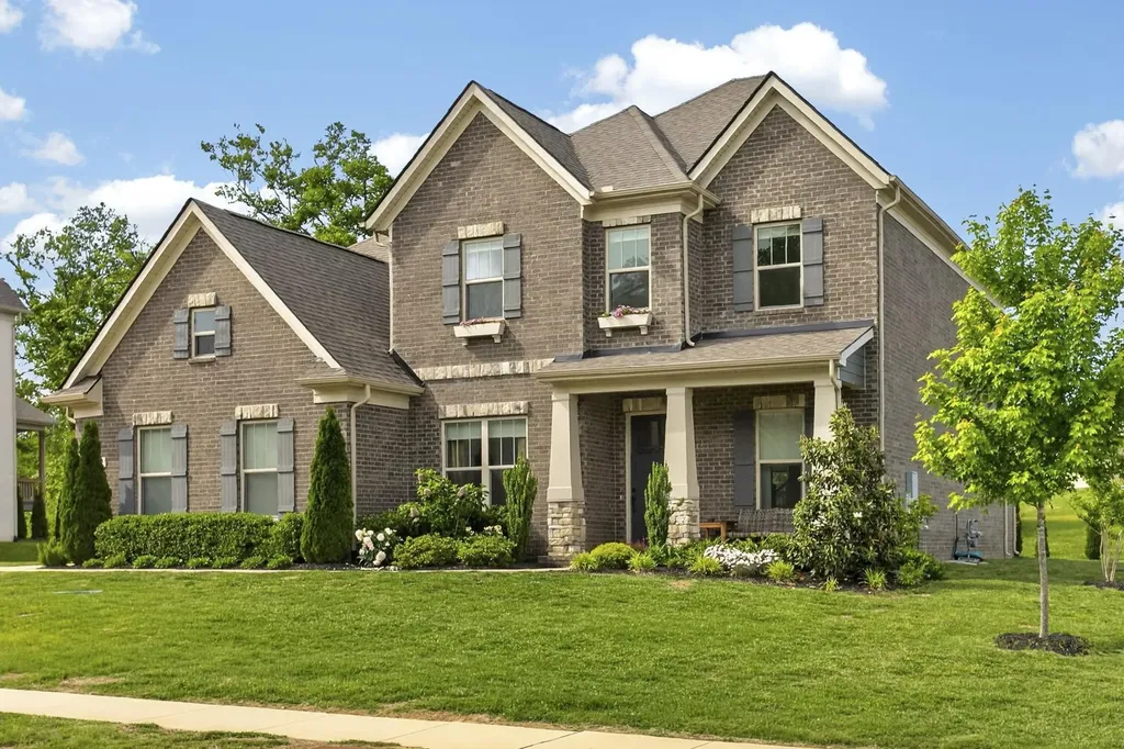 3229 Chase Point Drive Franklin TN 37067