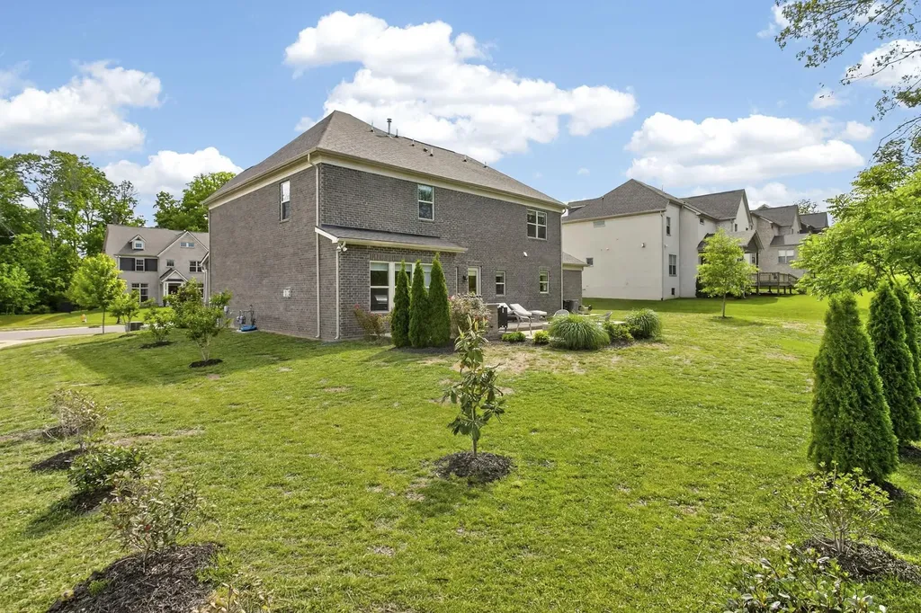 3229 Chase Point Drive Franklin TN 37067