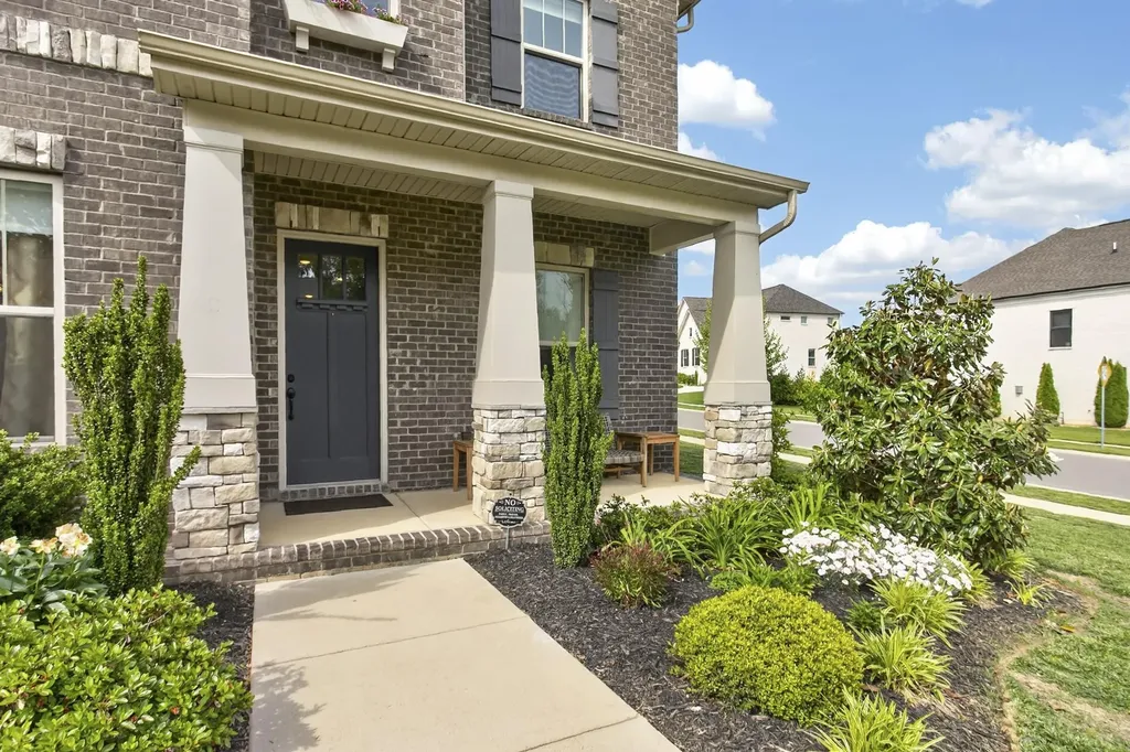 3229 Chase Point Drive Franklin TN 37067