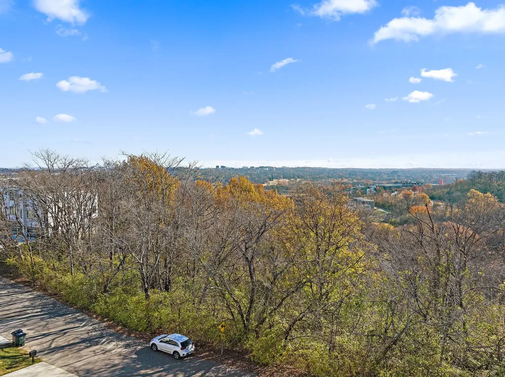 6112 Hill Circle Drive Nashville TN 37209