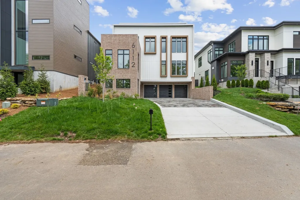 6112 Hill Circle Drive Nashville TN 37209