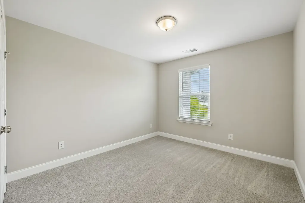 1629 Drakes Creek Road Hendersonville TN 37075
