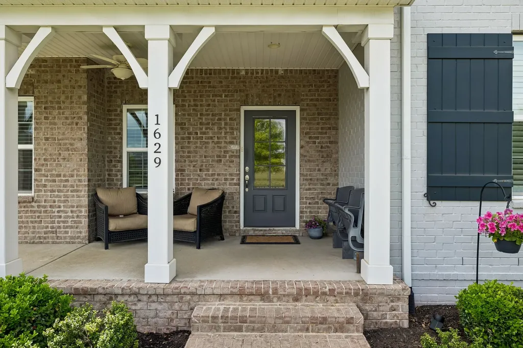 1629 Drakes Creek Road Hendersonville TN 37075