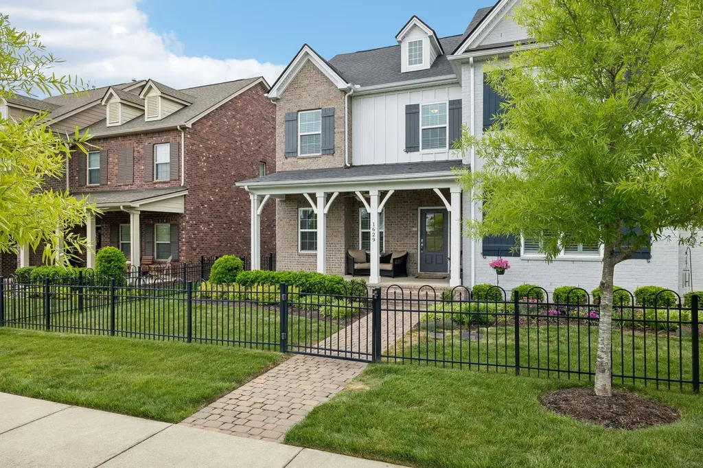 1629 Drakes Creek Road Hendersonville TN 37075