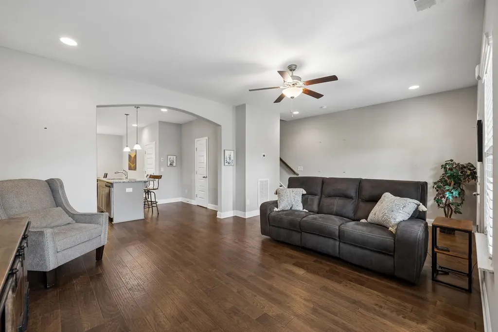 1629 Drakes Creek Road Hendersonville TN 37075