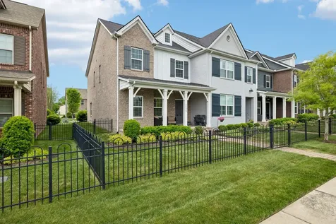 1629 Drakes Creek Road Hendersonville TN 37075