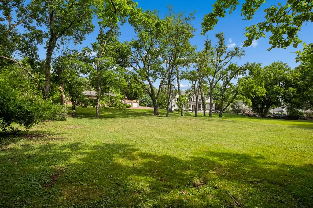 1311 Tyne Boulevard Nashville TN 37215