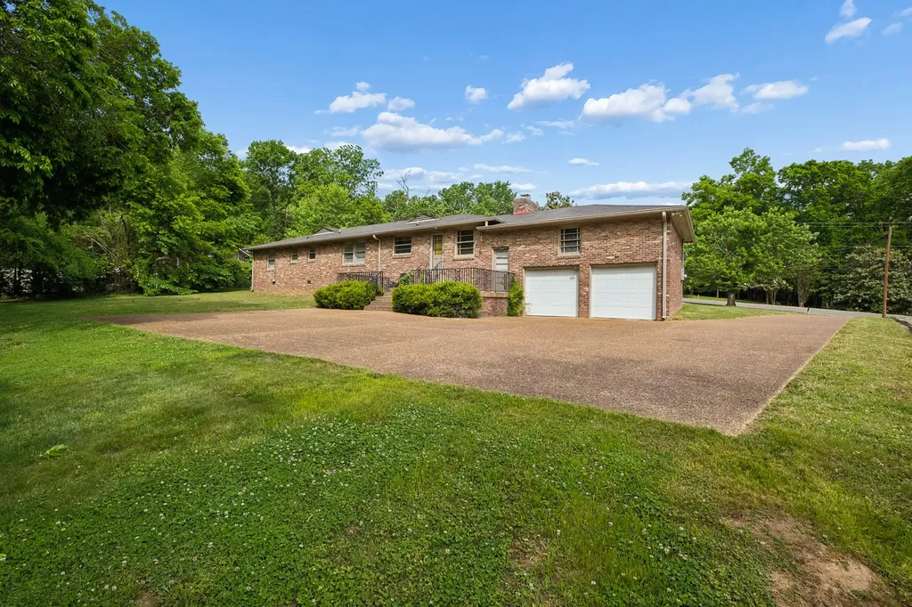 1311 Tyne Boulevard Nashville TN 37215