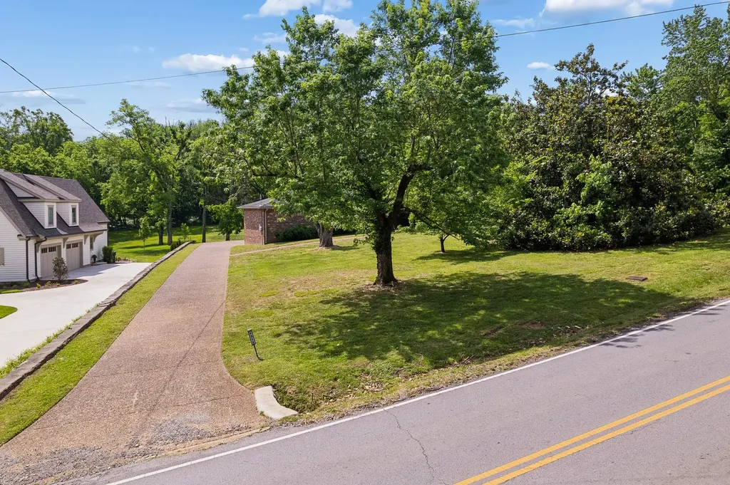 1311 Tyne Boulevard Nashville TN 37215