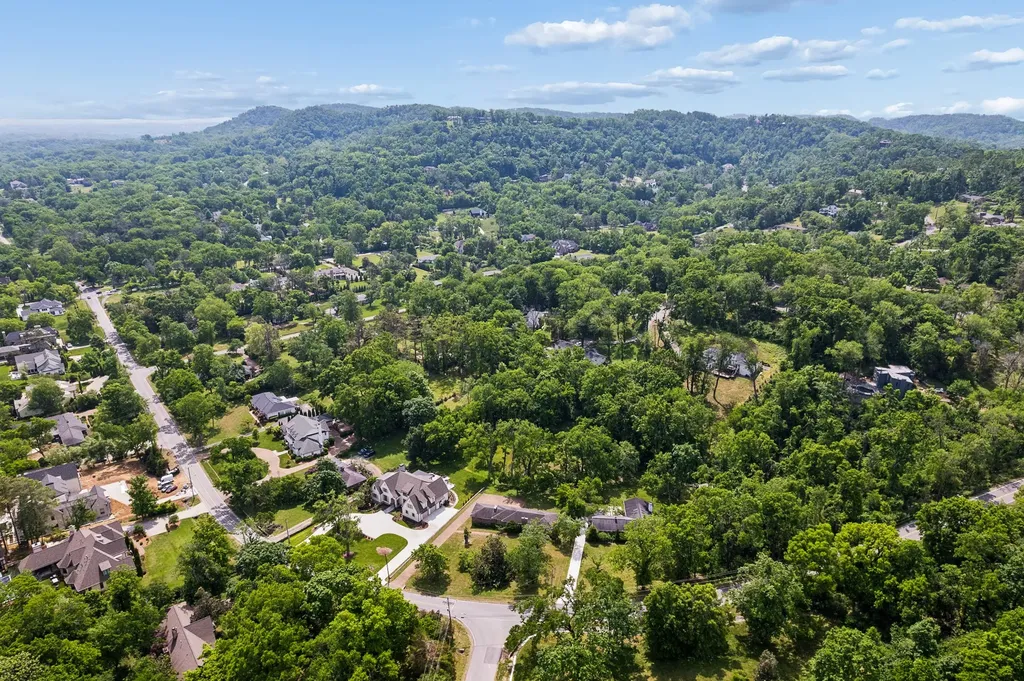 1311 Tyne Boulevard Nashville TN 37215