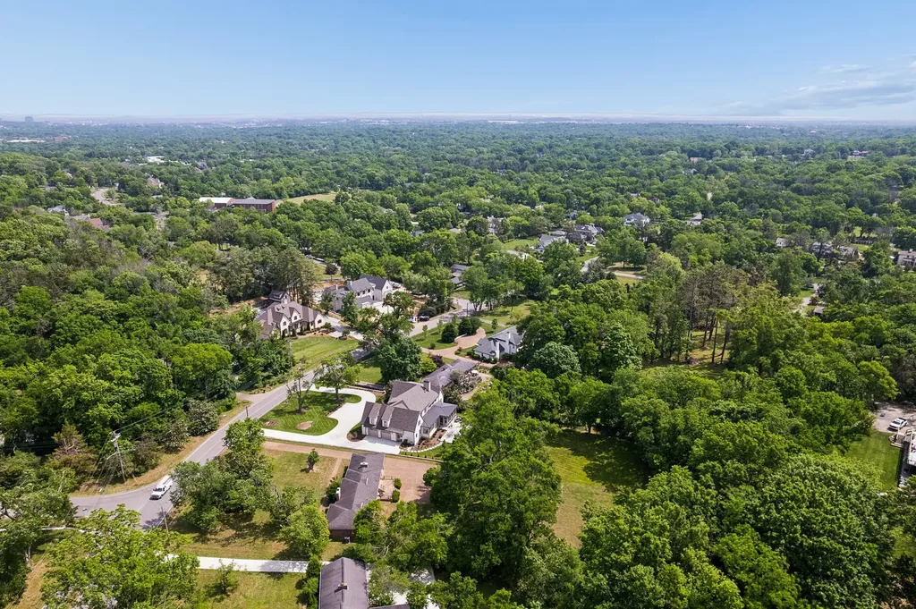 1311 Tyne Boulevard Nashville TN 37215