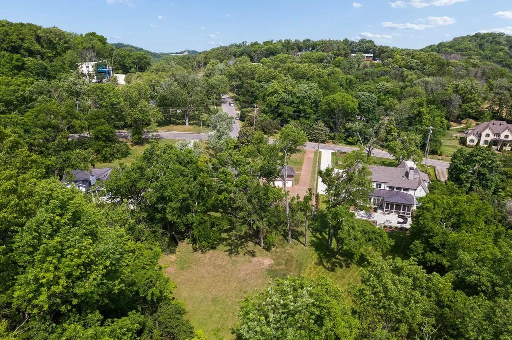 1311 Tyne Boulevard Nashville TN 37215