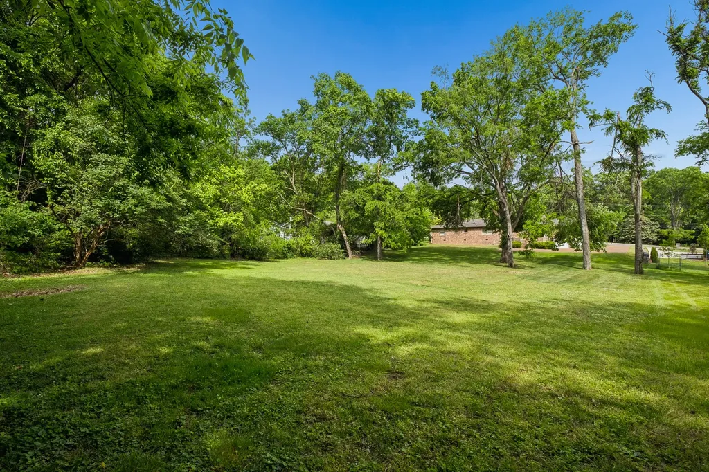 1311 Tyne Boulevard Nashville TN 37215