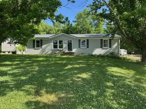 4176 Hampshire Pike Hampshire TN 38461