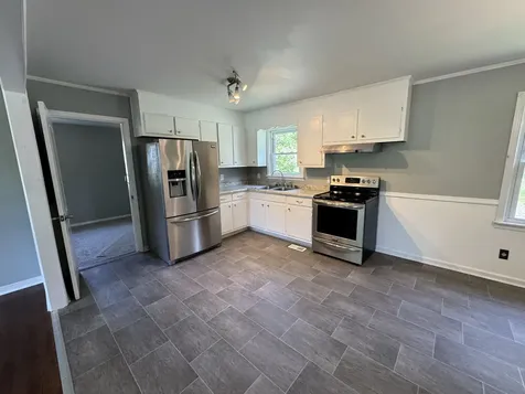 4176 Hampshire Pike Hampshire TN 38461