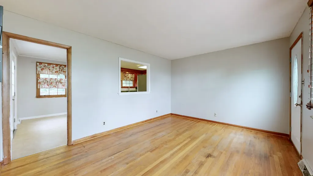 109 Phillips Street Charlotte TN 37036