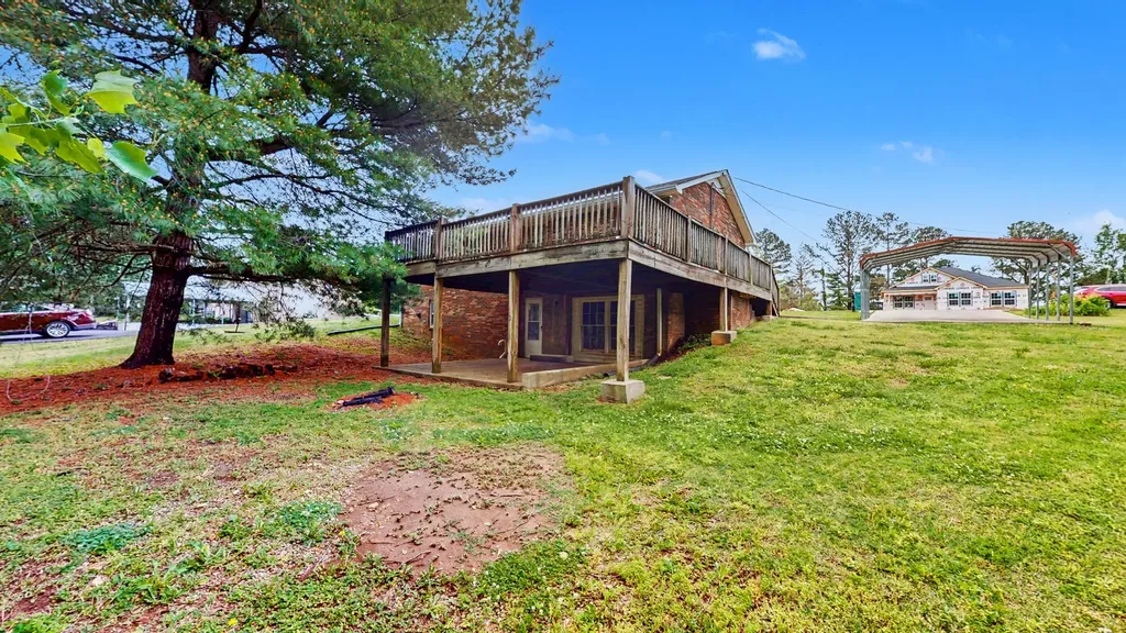 109 Phillips Street Charlotte TN 37036