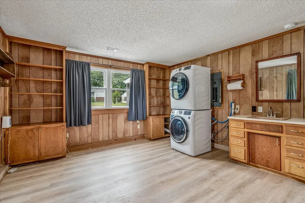 805 Wildwood Avenue Lebanon TN 37087