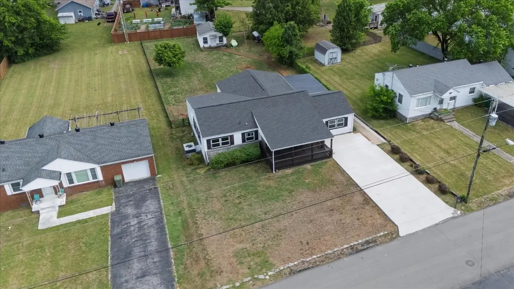 805 Wildwood Avenue Lebanon TN 37087