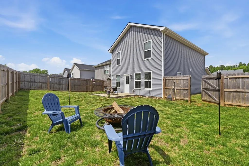 128 Quarry Ridge Road Clarksville TN 37043