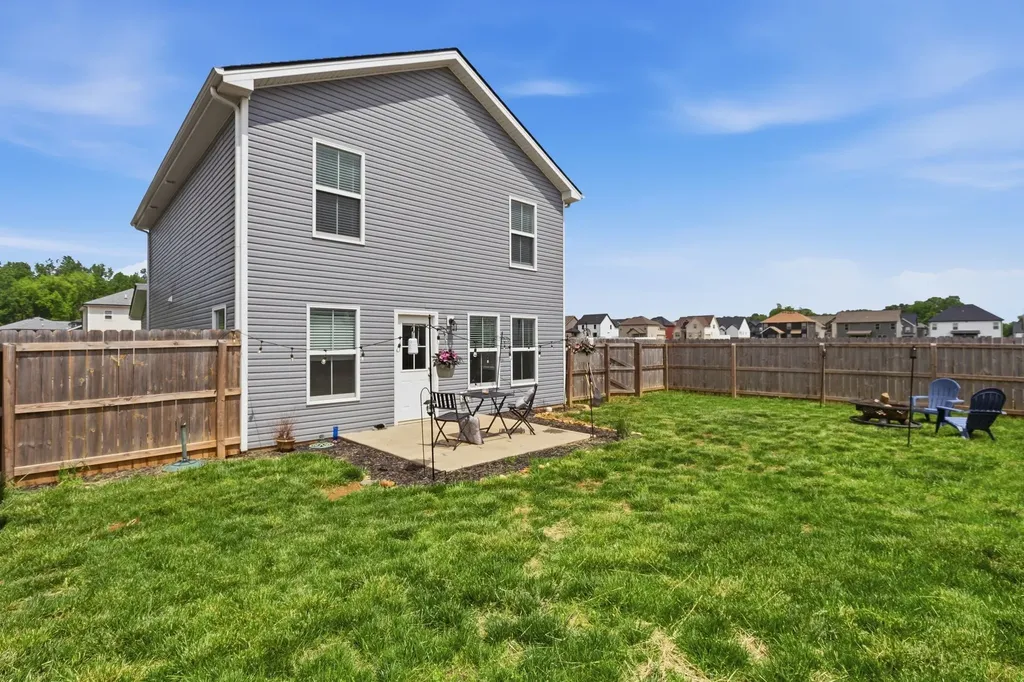 128 Quarry Ridge Road Clarksville TN 37043