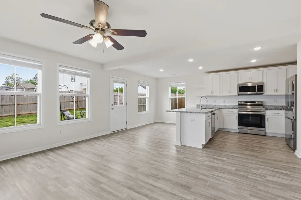 128 Quarry Ridge Road Clarksville TN 37043
