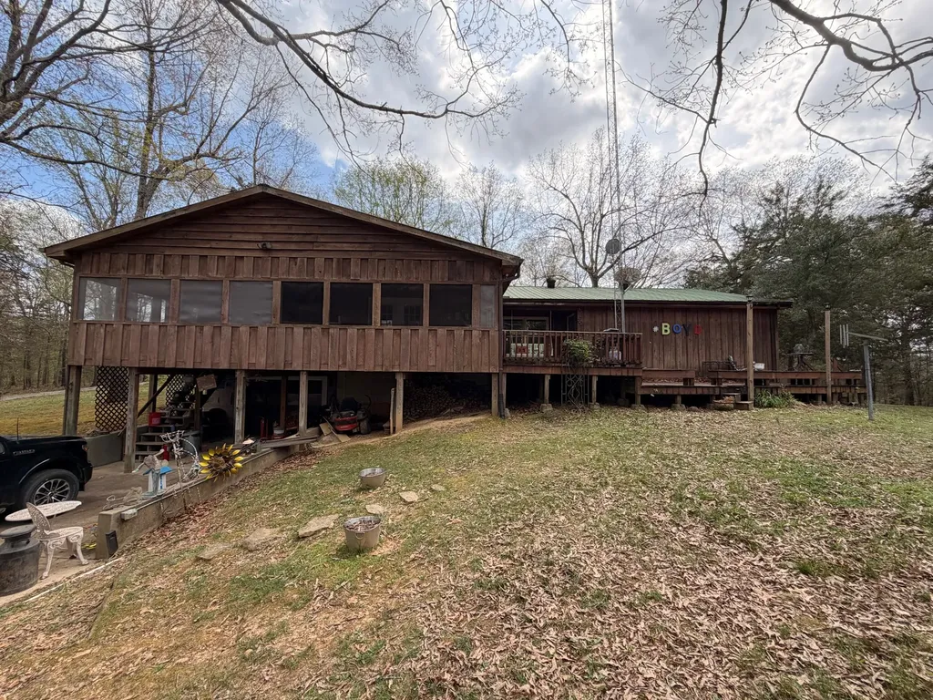 88 Pleasant Hill Church Road Cadiz KY 42211