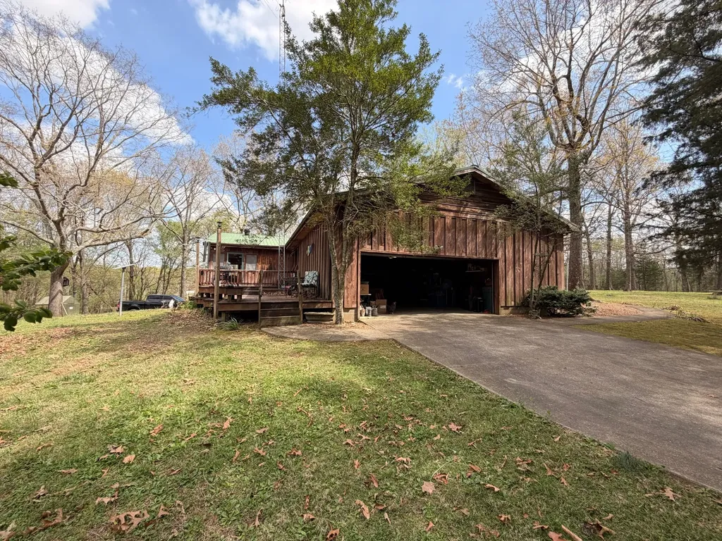 88 Pleasant Hill Church Road Cadiz KY 42211