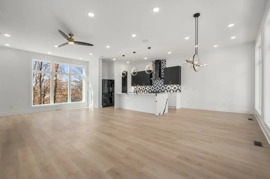 2309 Clarksville Pike Nashville TN 37208