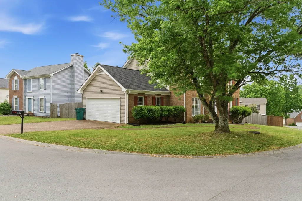 799 Jaywood Drive Old Hickory TN 37138